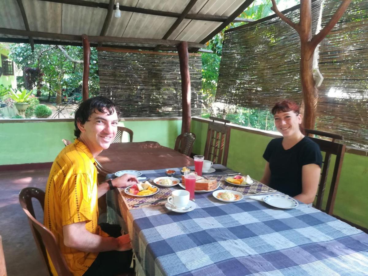 Sisira Homestay - Σιγκιρίγια Εξωτερικό φωτογραφία
