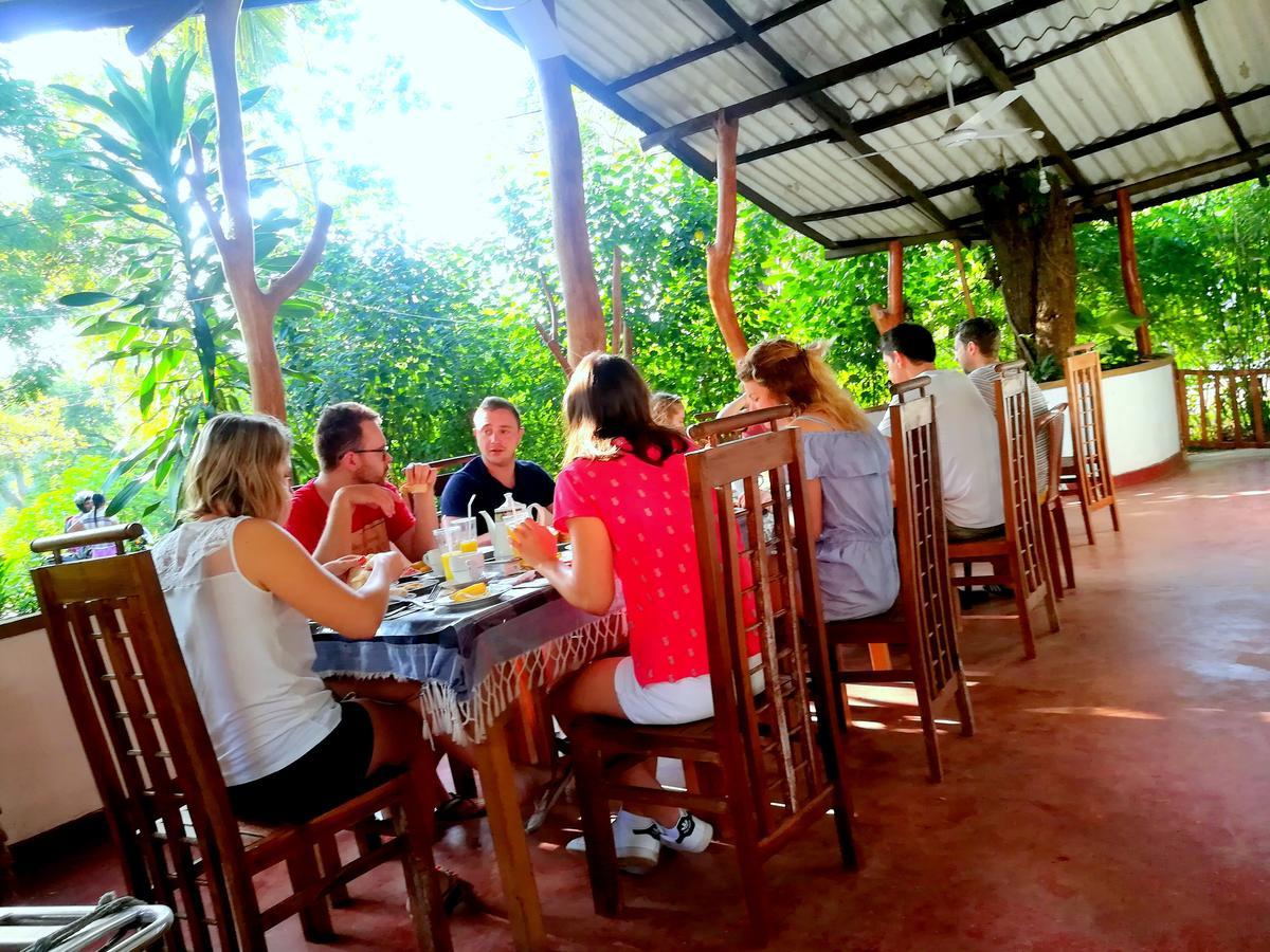 Sisira Homestay - Σιγκιρίγια Εξωτερικό φωτογραφία