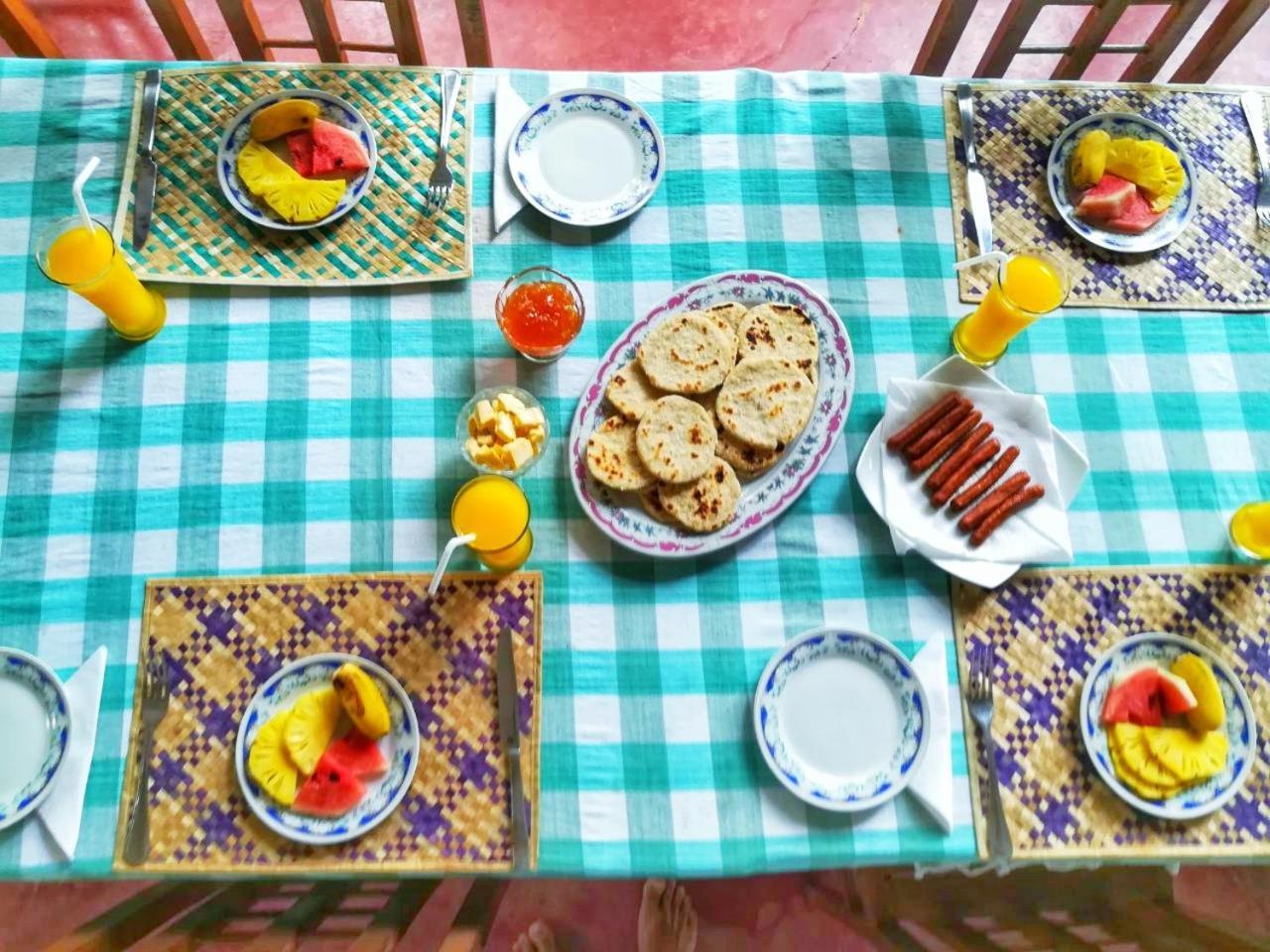 Sisira Homestay - Σιγκιρίγια Εξωτερικό φωτογραφία